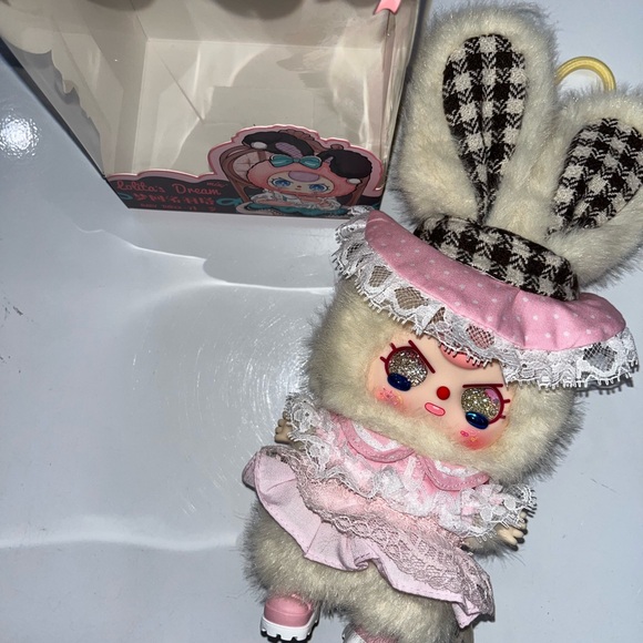 Lolita's Dream Mini Plush Doll - Cream and Pink - Picture 8 of 14